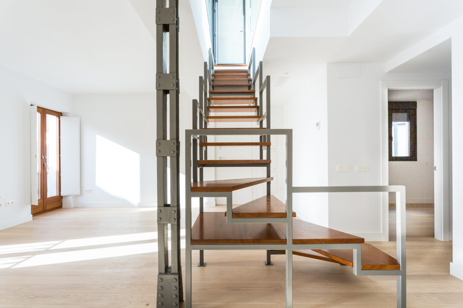 Interior de la vivienda del edificio en Menéndez Pelayo, Sevilla
